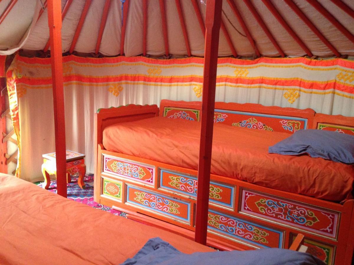 Yourte Mongole Luxury tent Huriel